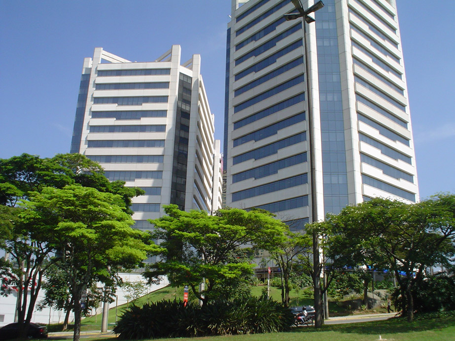 Edifício Rio Negro - HVAC - Teste, Ajuste e Balanceamento do sistema de HVAC das torres A e B por Maurício Salomão Rodrigues